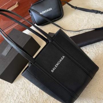 Ženska torba torbica  Balenciaga