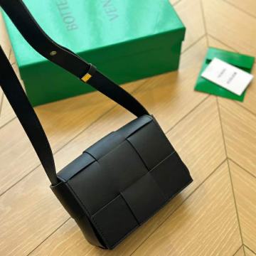 Ženska torba torbica Bottega Veneta