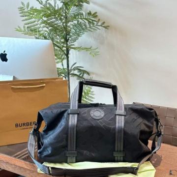 Ženska torba torbica Burberry