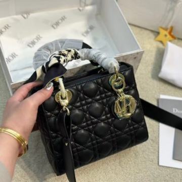 Ženska torba torbica Dior