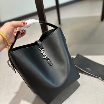 Ženska torba torbica Dior