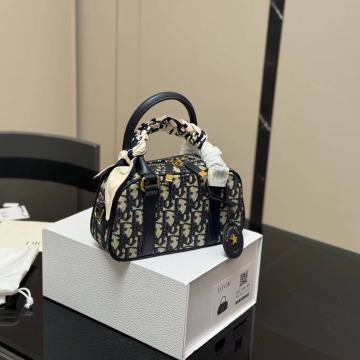 Ženska torba torbica Dior
