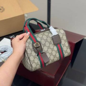 Ženska torba torbica Gucci