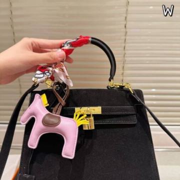 Ženska torba torbica Hermes