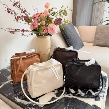 Ženska torba torbica Loewe Amazona