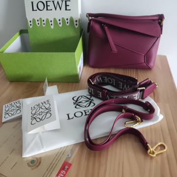 Ženska torba torbica Loewe