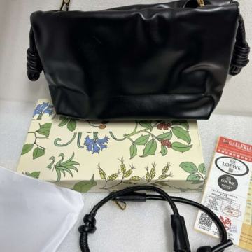 Ženska torba torbica Loewe