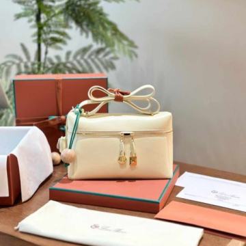 Ženska torba torbica Lori Piana