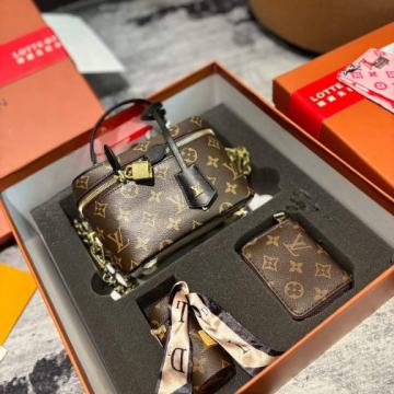 Ženska torba torbica Louis Vouitton