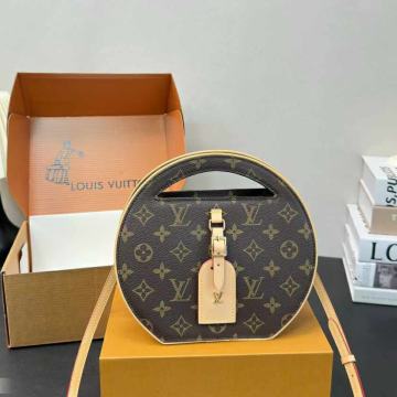 Ženska torba torbica  Louis Vouitton