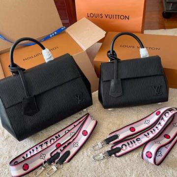 Ženska torba torbica  Louis Vuitton
