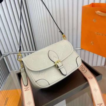 Ženska torba torbica Louis Vuitton