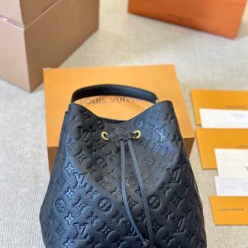 Ženska torba torbica Louis Vuitton