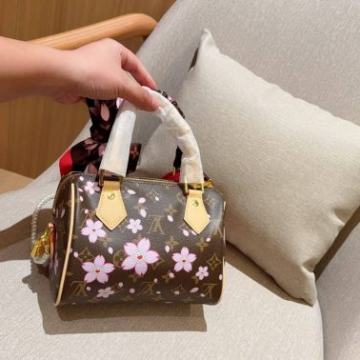 Ženska torba torbica Louis Vuitton