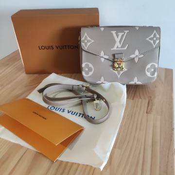 Ženska torba torbica Louis Vuitton