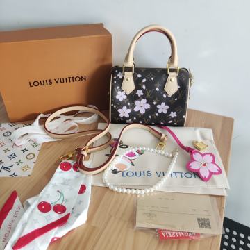 Ženska torba torbica Louis Vuitton