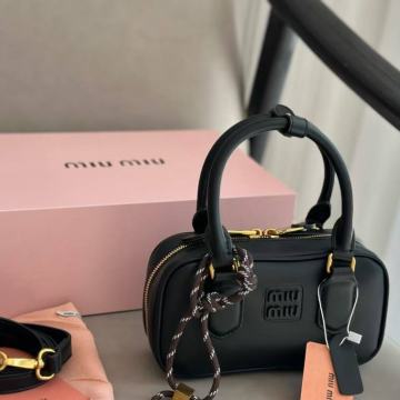Ženska torba torbica Miu Miu