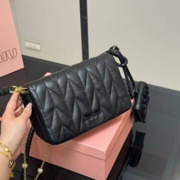 Ženska torba torbica Miu Miu