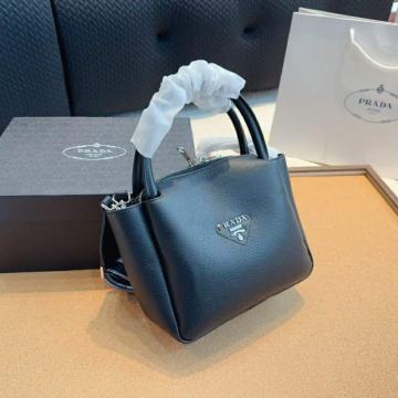 Ženska torba torbica Prada