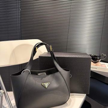 Ženska torba torbica Prada