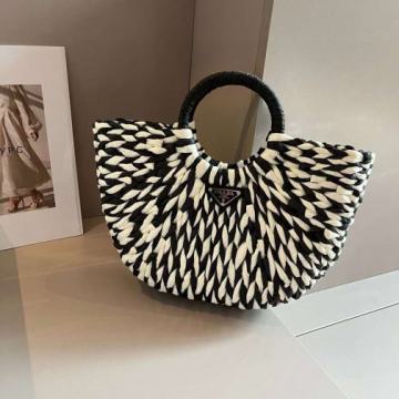 Ženska torba torbica Prada