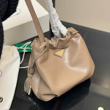 Ženska torba torbica Prada