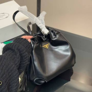 Ženska torba torbica Prada
