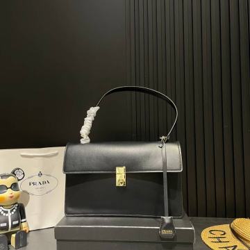 Ženska torba torbica Prada