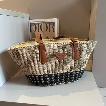 Ženska torba torbica Prada