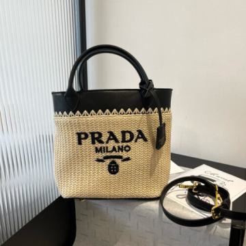 Ženska torba torbica Prada