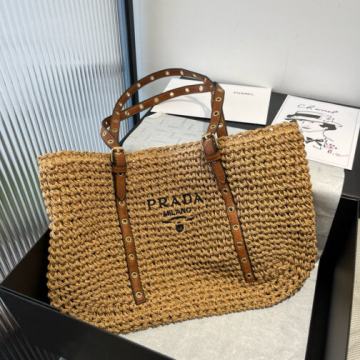 Ženska torba torbica Prada