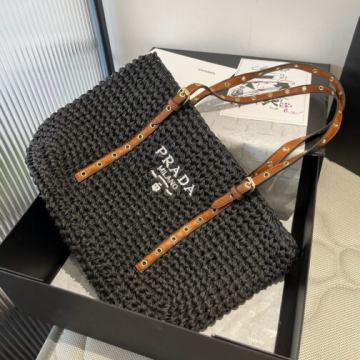 Ženska torba torbica Prada
