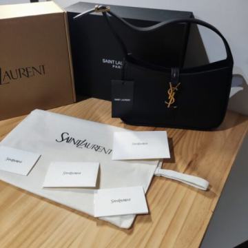 Ženska torba torbica