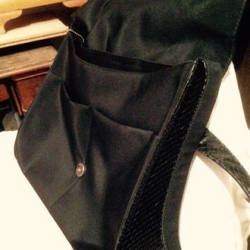 Ženska torbica nova 30x25 cm