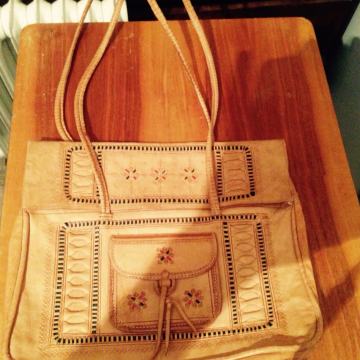 Ženska torbica od devine kože !