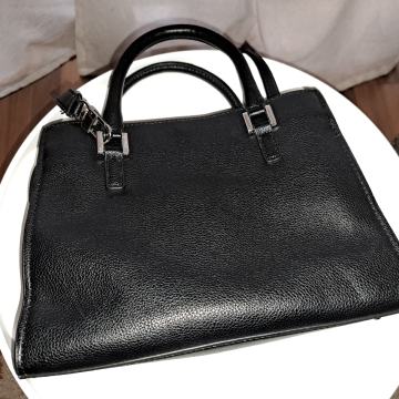 Ženska torbica Guess