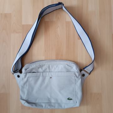 ŽENSKA TORBICA LACOSTE