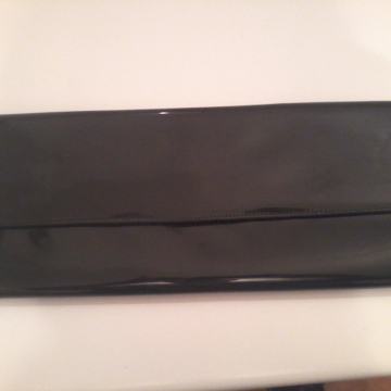 ŽENSKA TORBICA - LAKIRANA