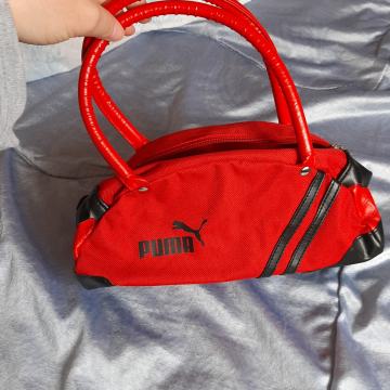 Nova ženska torbica Puma