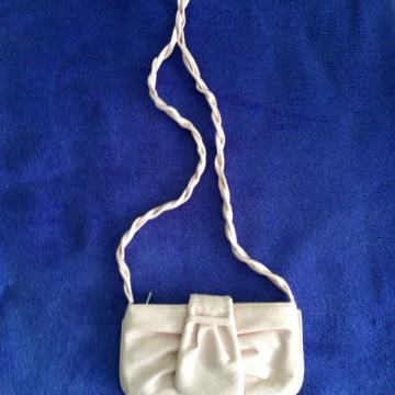 Zenska svijetlo roza torbica