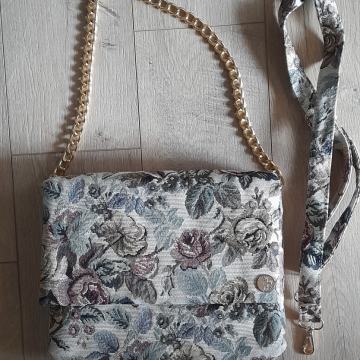 MONART ŽENSKA TORBICA