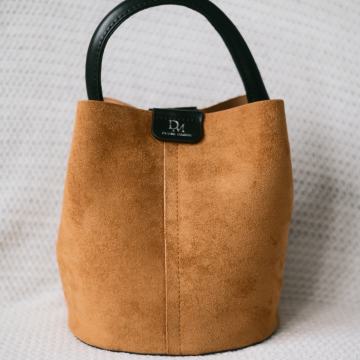 Ženska torbica - Novo