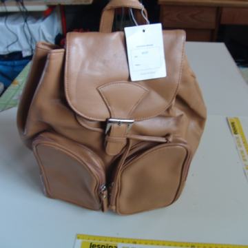 ** ŽENSKA TORBICA -NOVO ***