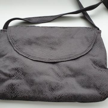 Ženska torbica za svaki dan! Nova! Rucni rad!