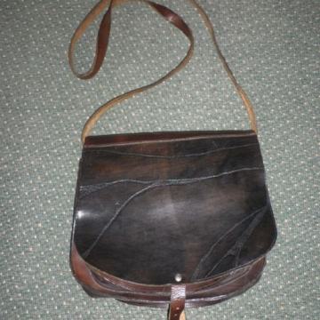 ŽENSKA VINTAGE KOŽNA TORBICA 28 x 25cm