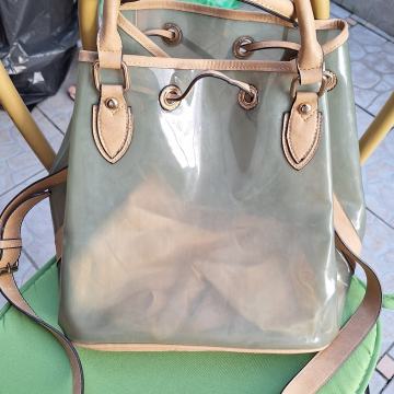 ženske torbe 4 komada