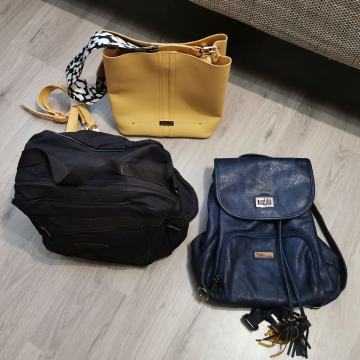 Ženska torbica žuta, ruksačić plavi, 10 eura, Zg