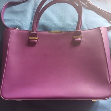 Ženske torbice  Victoria Becham