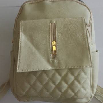 ŽENSKI RUKSAK-umjetna koža-krem NOVO! ZAGREB