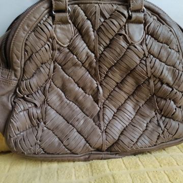 Žensku torba "Misako"KOŽA kao nova.